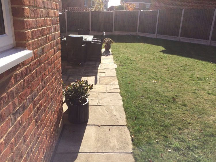 Hockley-garden-designer-needed-to-add-interest-in-this-plot family garden design