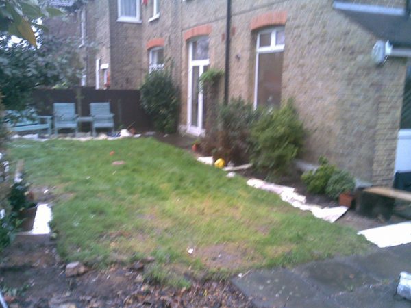 16032008010-600×450 family garden design